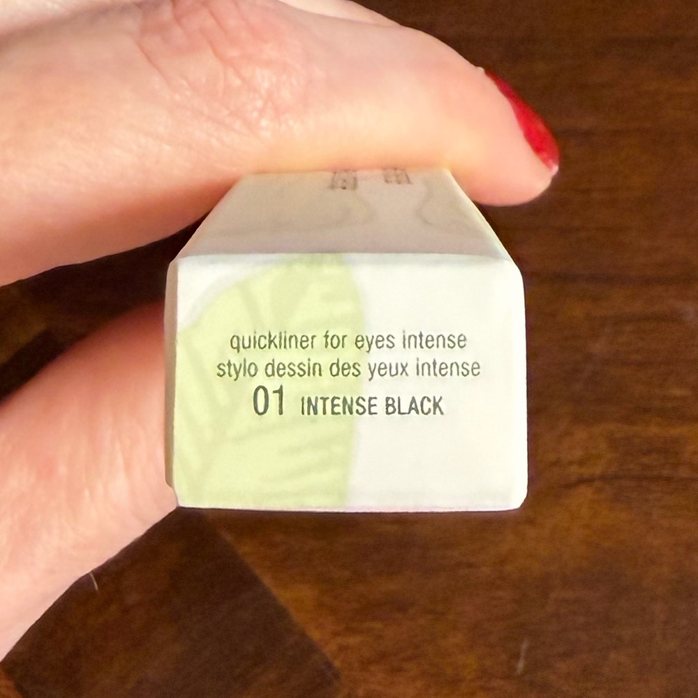 Clinique Quickliner For Eyes Intense 09 Intense Ebony Mini Size NIB - Picture 2 of 3